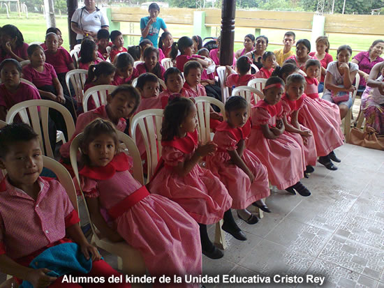 unidad_educativa_cristo_rey_01